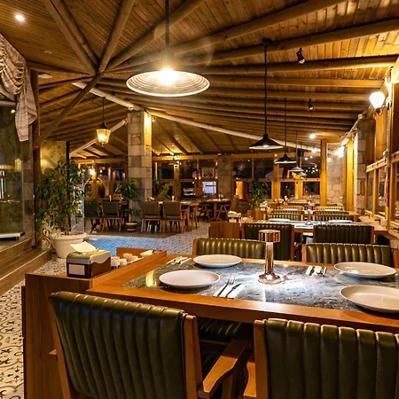 Assos Hunters Hotel-special Class