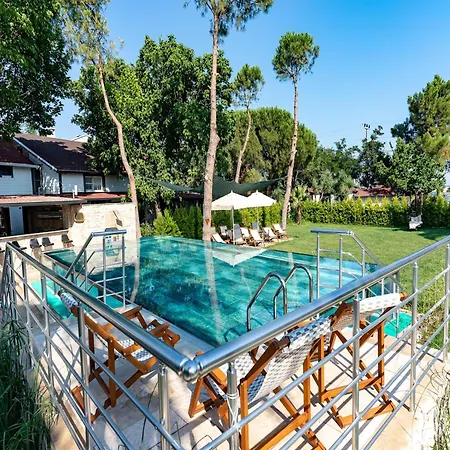 Assos Hunters Hotel-special Class