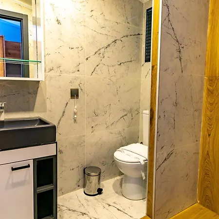 Assos Hunters Hotel-special Class Hotel *