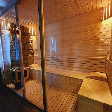 Assos Hunters Hotel-special Class *