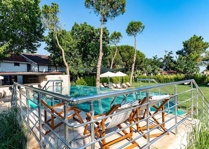 Assos Hunters Hotel-special Class