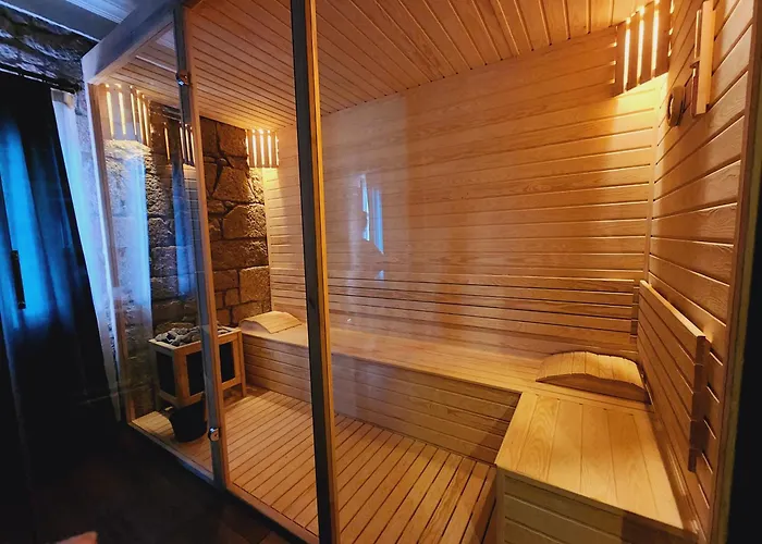 Assos Hunters Hotel-special Class *